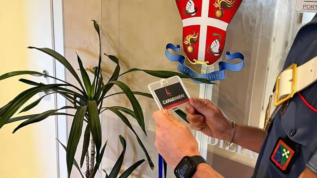 Finti carabinieri incastrati da tre militari fuori servizio: sventata truffa a un anziano nel Trevigliese