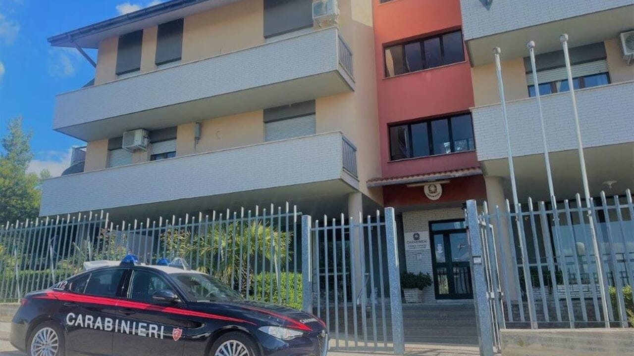 Arresti a Rosciano e Penne: sgominata banda dedita a furti con destrezza e indebito utilizzo di carte di pagamento